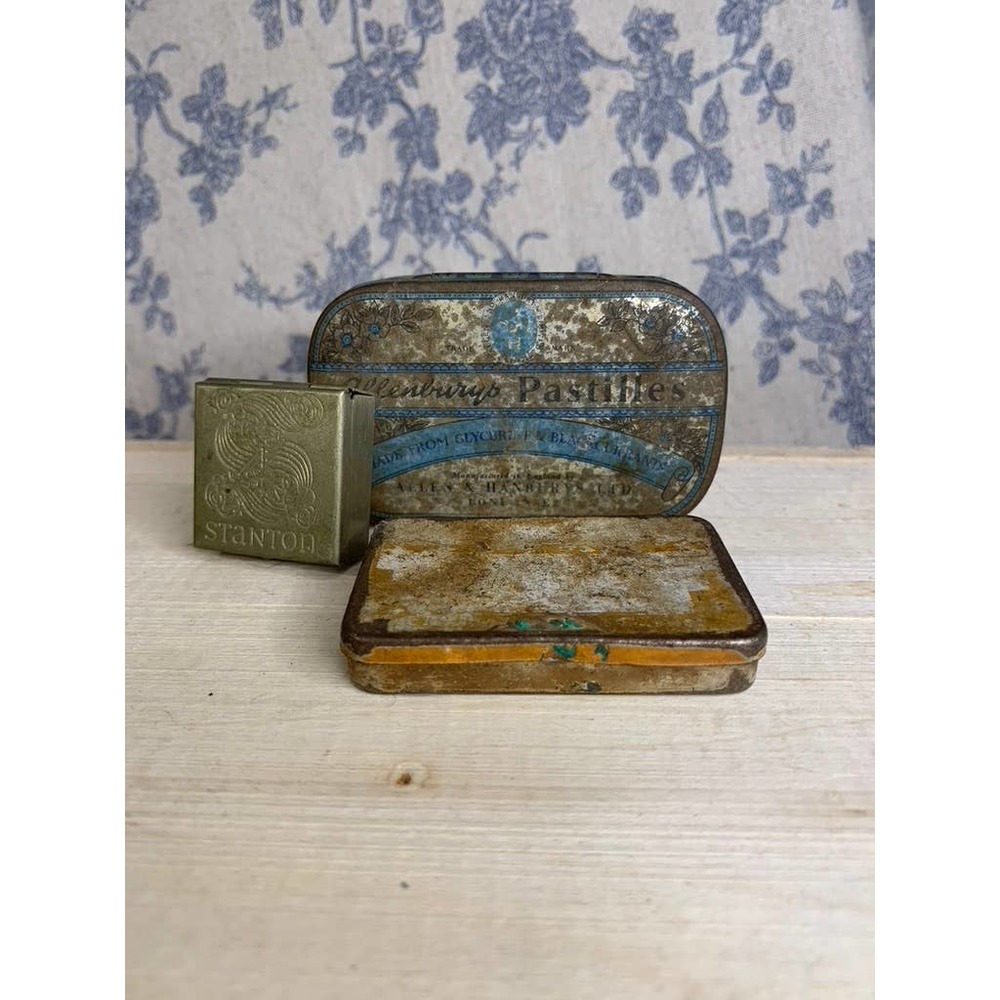 2 Small Vintage Tins and a Pocket Ashtray